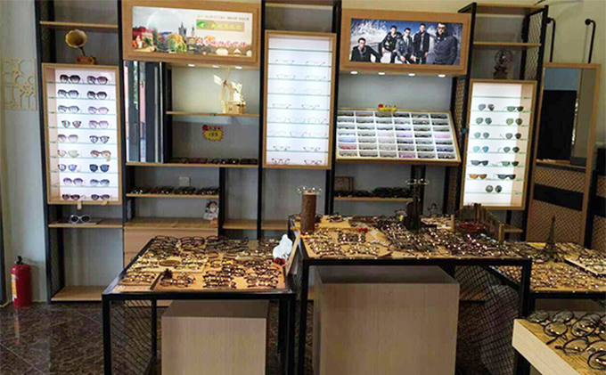 新視界眼鏡展柜 新視界眼鏡展柜